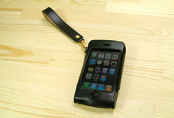 EZD/iPhone 3GX|[`{vP[X