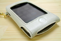 EZD/iPhone 3GX|[`{vP[X