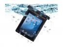3重防御で水の侵入を防ぐ!　ストラップ付き　iPad用 ソフト防水ケース