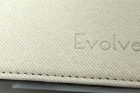 RetinaディスプレイiPad用ケース「Evolve!」ホワイト スタンド機能付